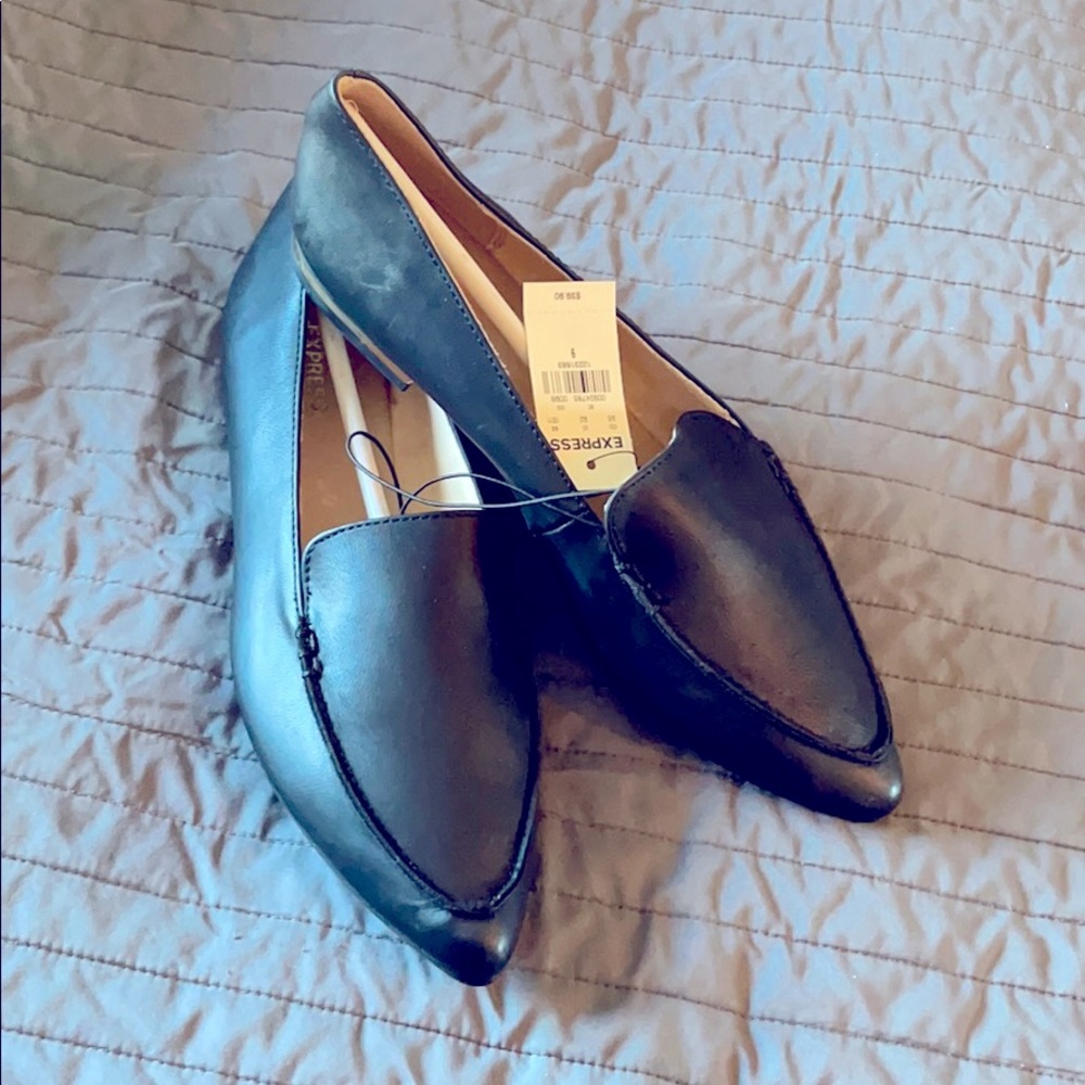 NWT black leather Express loafers size 9